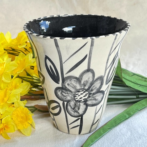 Black and White Pottery Vase or Kitchen Crock with Daisies and Stripe Design - Picture 3 of 10